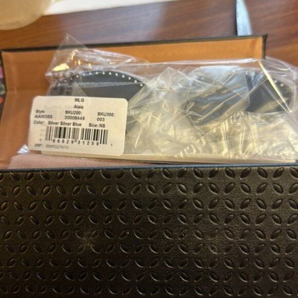 ALAÏA 61mm Cat Eye Sunglasses silver blue - Picture 4 of 12